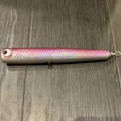 ピンク